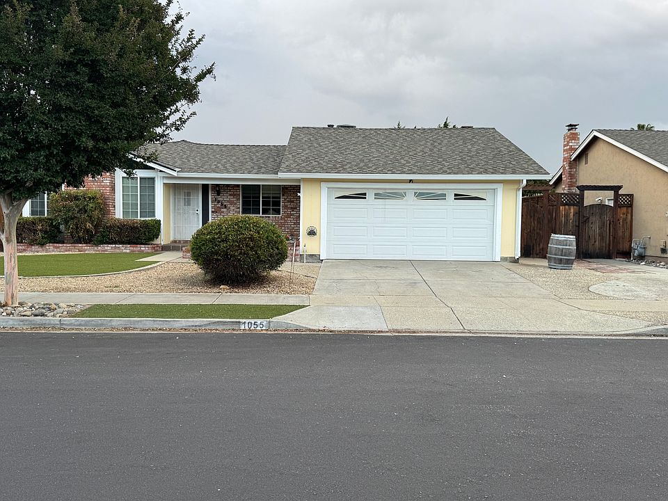 1st image of 1055 Byers St