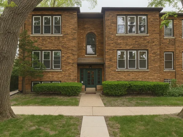 207 W Quincy St, Riverside, IL 60546