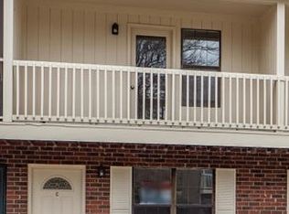 106C Kimeran Ln, Summerville, SC 29485