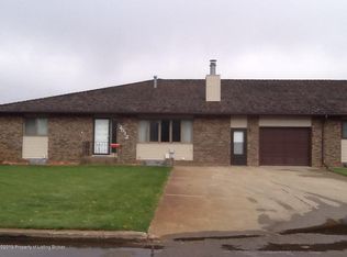 2012 Prairie Ave, Dickinson, ND 58601