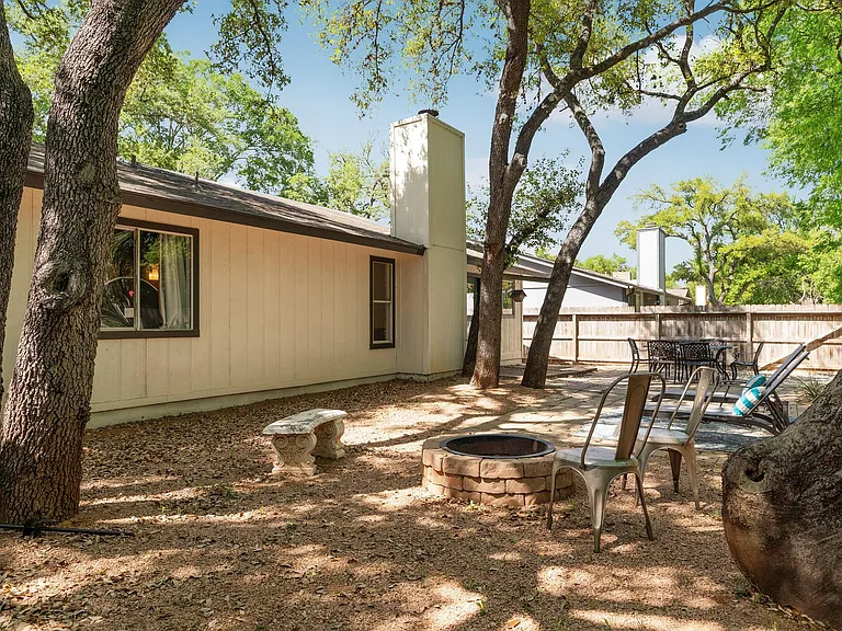 7507 Bender Dr — Photo 27