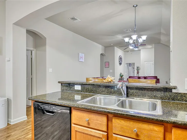 3806 Snowdance Ct — Photo 6