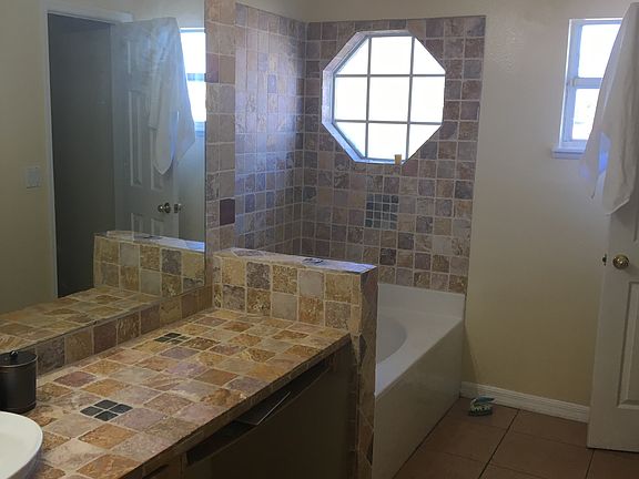 3rd image of 2619 Quail Pond Way