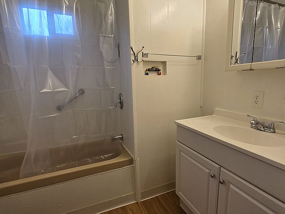 2nd image of 2020 Ua Ave Trailer 13
