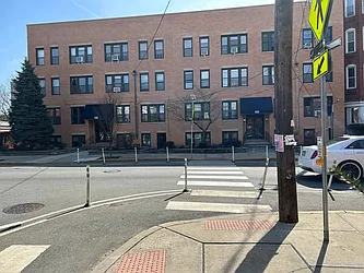 108-110 Palisade Avenue