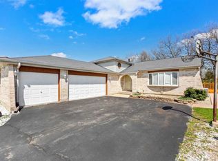 131 Churn Rd, Matteson, IL 60443