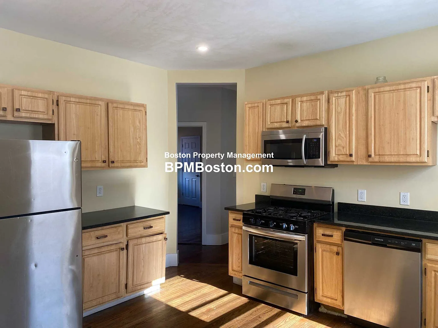 5 bed, $3,700 — Photo 3