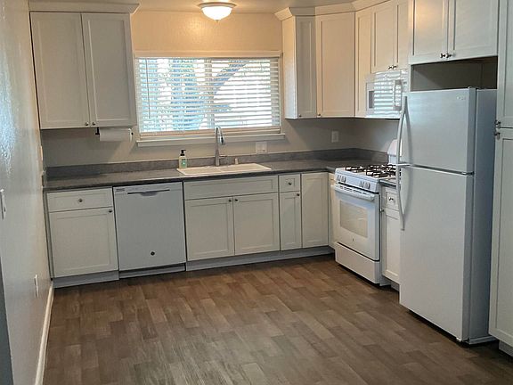 2nd image of 1539 Norton St