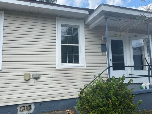 One Bedroom - Great Location, 1207 Atlantic Ave, Savannah, GA 31401