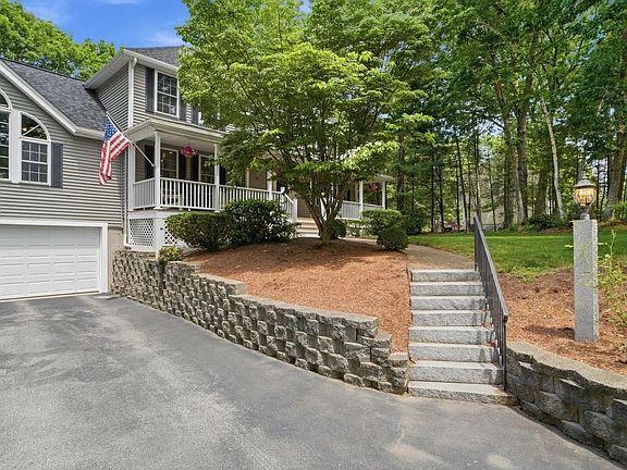 5th image of 20 Emerald St