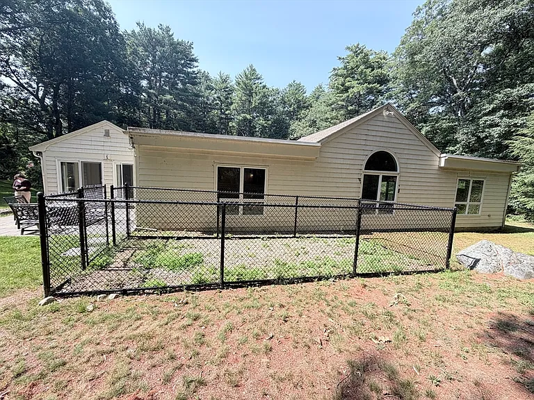 40 Bakers Hill Rd — Photo 18