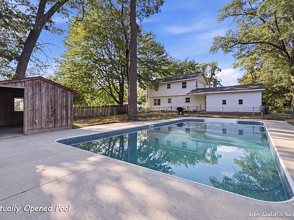 3rd image of 2029 Southland Dr