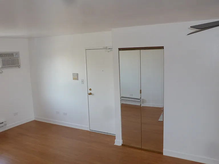 1851 N Green Ln N #2B — Photo 12