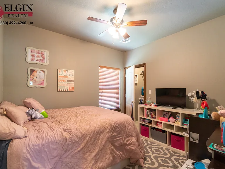 35 Blue Meadow Dr — Photo 8