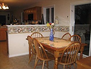 3rd image of 37 Hendrik Hudson Way