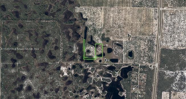 2nd image of 24 Sunburst Rd