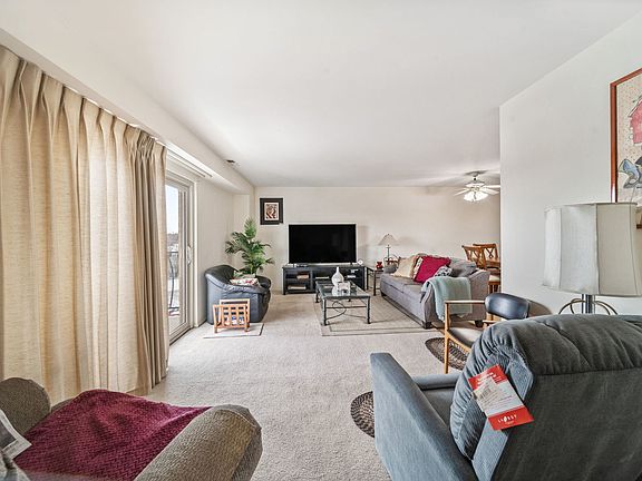 4th image of 18400 Cherry Creek Dr APT 512