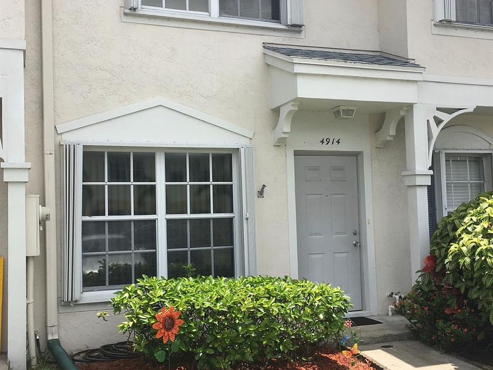 1st image of 4914 SW 31st Terrace #8