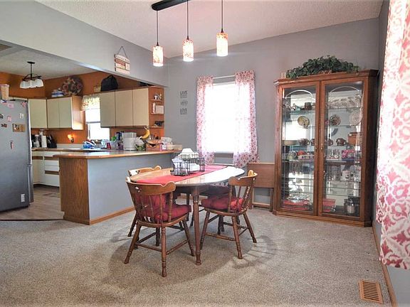 5th image of 1813 Taylor Ave