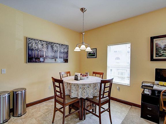 4th image of 6330 W Greenfield Ave APT 201