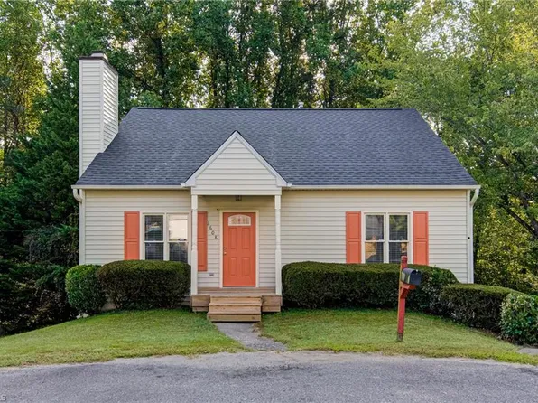 1608 Cranberry Hill Ln, Winston Salem, NC 27127