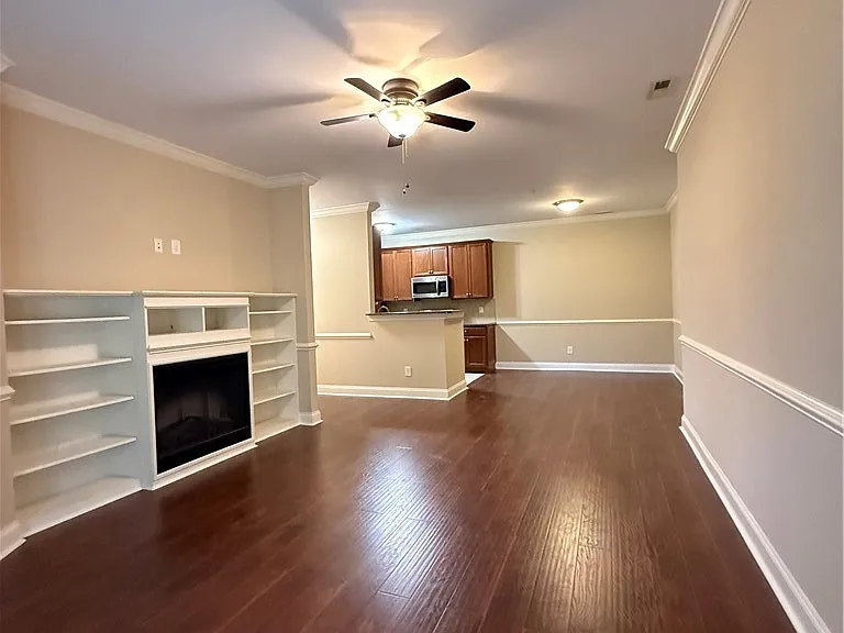 321 Gallery Dr #102 — Photo 13