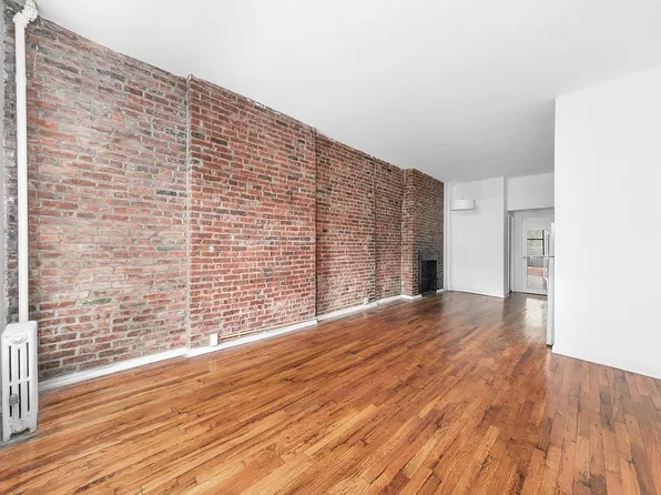 145 Sullivan St APT 2B, New York, NY 10012