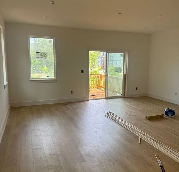 2706 Coronet Way — Photo 7