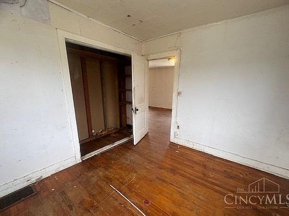 5th image of 1033 Old Saint Rte #32