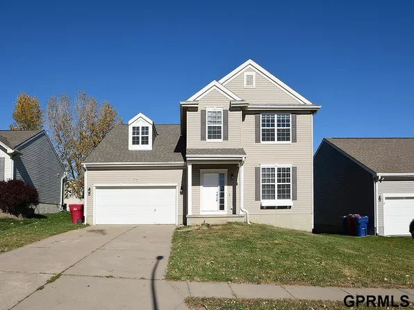 10766 Potter St, Omaha, NE 68122