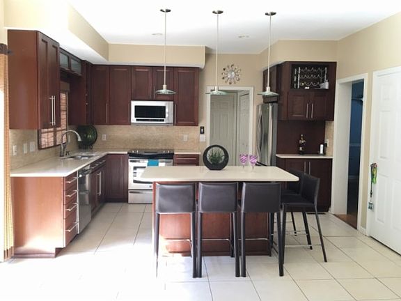 2nd image of 116 Matthew Dr