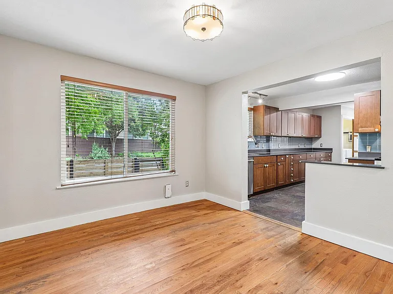 4315 Bellvue Ave — Photo 14