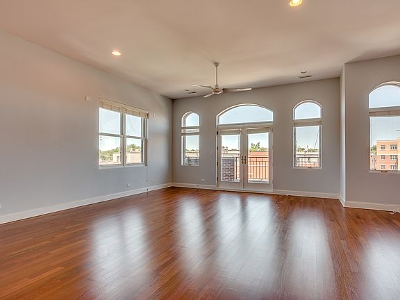 2nd image of 4936 N Lincoln Ave APT 4N
