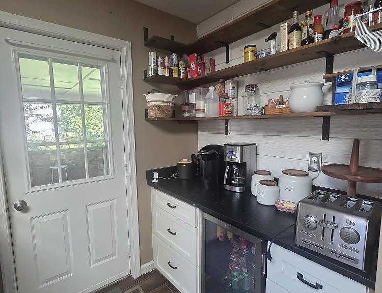 3201 Lakeview Pkwy — Photo 14