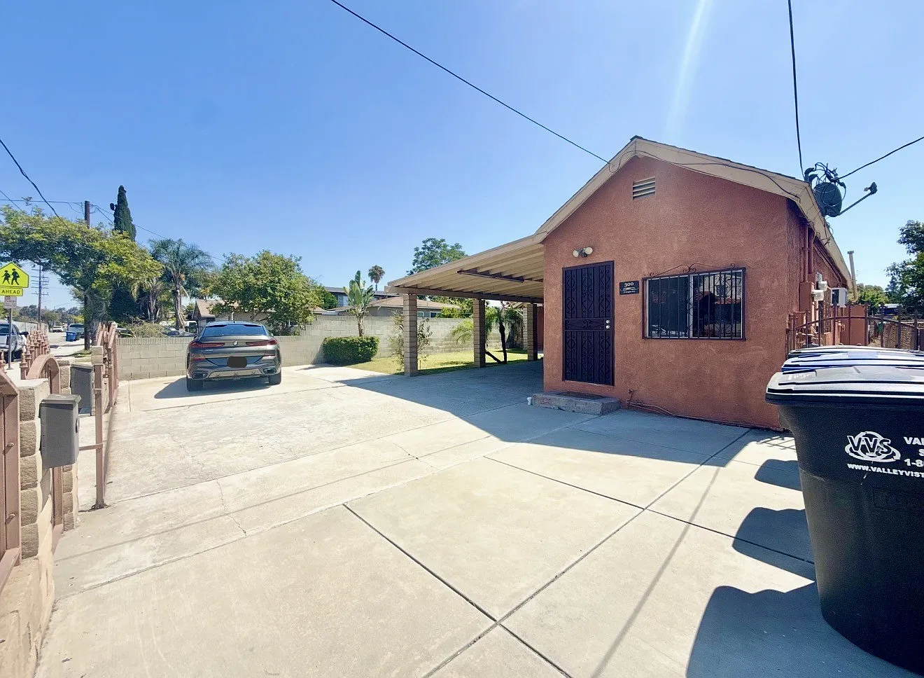 N Dangler Ave, Los Angeles — Photo 3