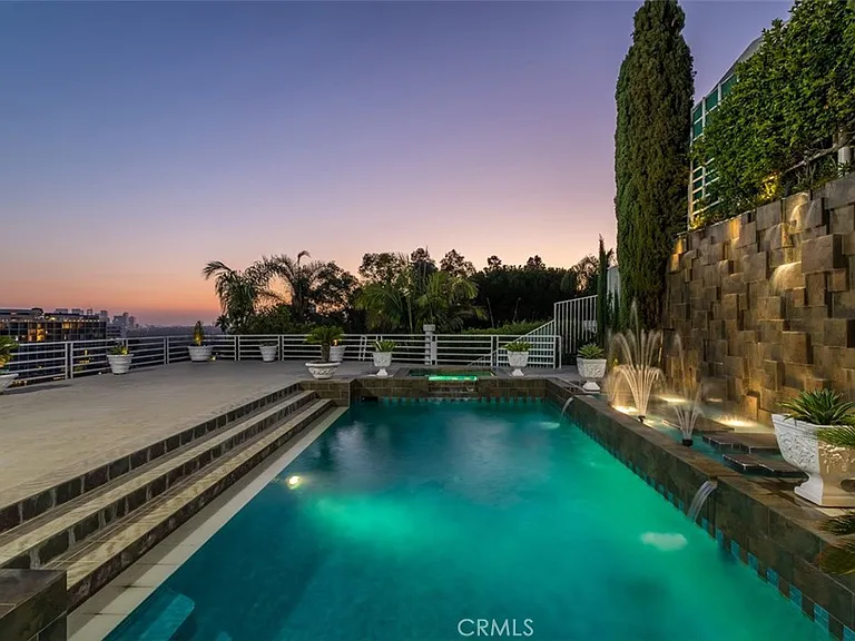 1255 Hilldale Ave — Photo 4