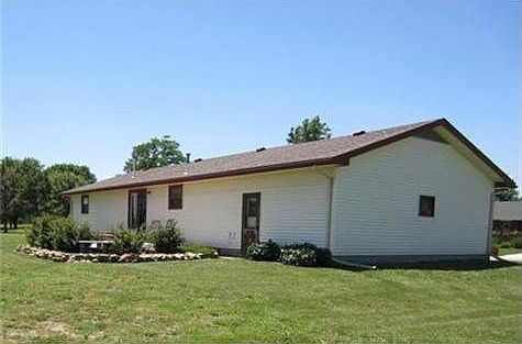 4th image of 71 Lynnewood Ln