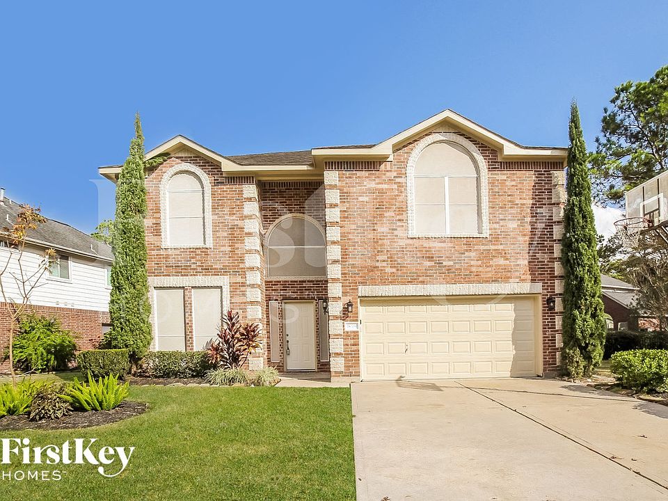 1st image of 18206 Bluewater Cove Dr