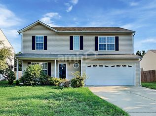1749 E Ridge Heights Dr, Fuquay Varina, NC 27526