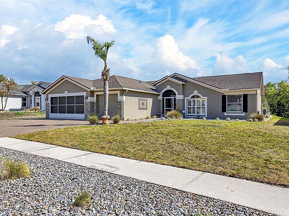 2nd image of 12828 Raysbrook Dr