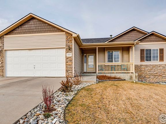 2nd image of 1807 84th Avenue Ct