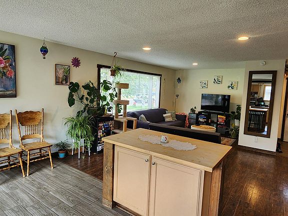 4th image of 420 N 19th Ave