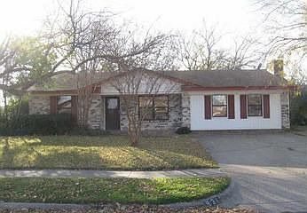 1st image of 831 Caladium Dr