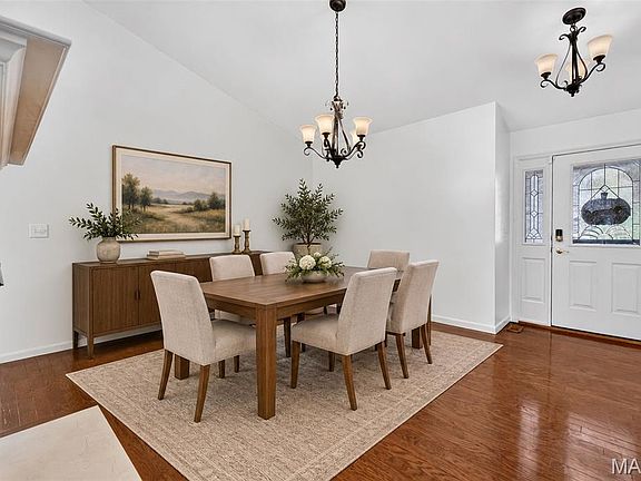 3rd image of 20 Autumn Ridge Dr #83B
