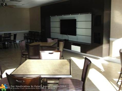 2nd image of 305 N Pompano Beach Blvd APT 101
