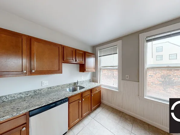 12 Pleasant St, Cambridge, MA