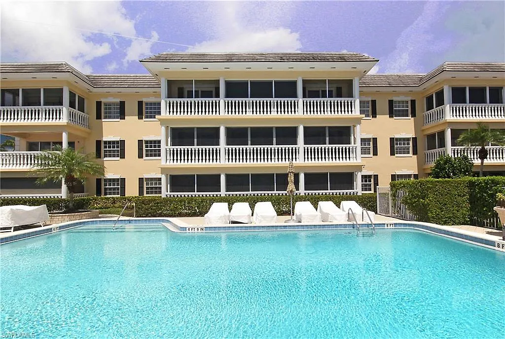 2 bed, 2.0 bath, 1115 sqft, $8,000 — Photo 1
