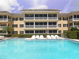 666 3rd St S APT 201, Naples, FL 34102