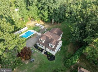 545 Hickstown Rd, Sicklerville, NJ 08081