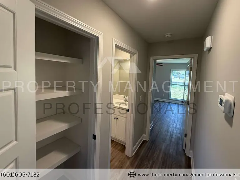 563 Patrick Farms Dr — Photo 33
